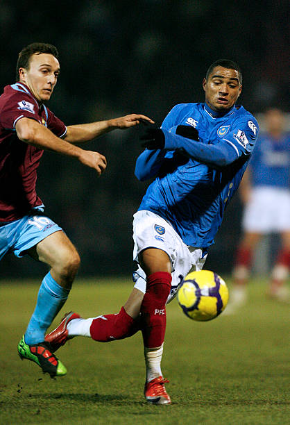 以军行动“彻底摧毁”杰宁难民营 超2万人流离失所.